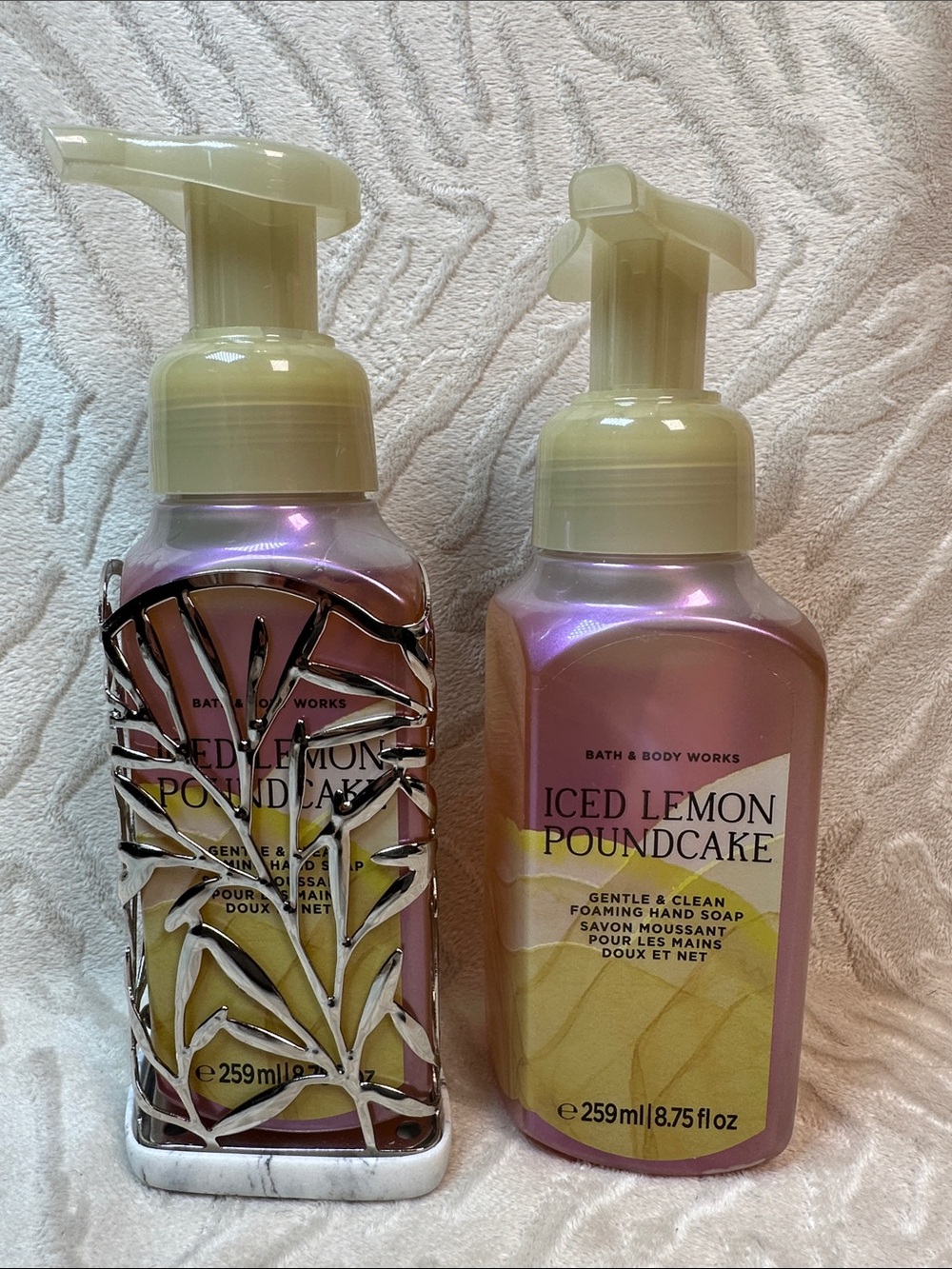 Bath & Body Works 2 Iced Lemon Poundcake Gentle Foaming Hand Soaps & Holder